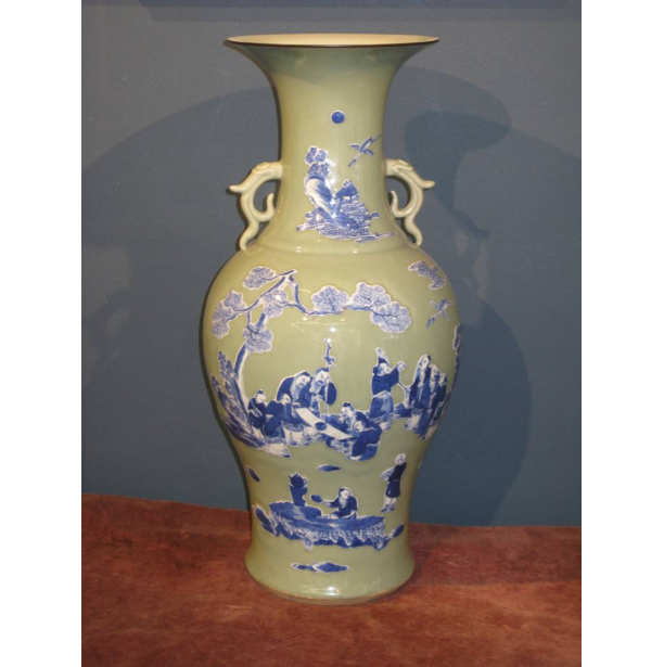 Chinese Porcelain Vase